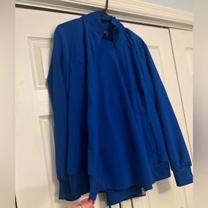 Women’s Cherokee Infinity jogger scrub set. Size large. Worn once. $28